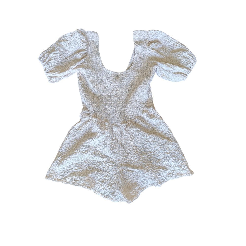 Saltwater Luxe Selena Romper Womens Medium Cream White Smocked Puff Sleeve New